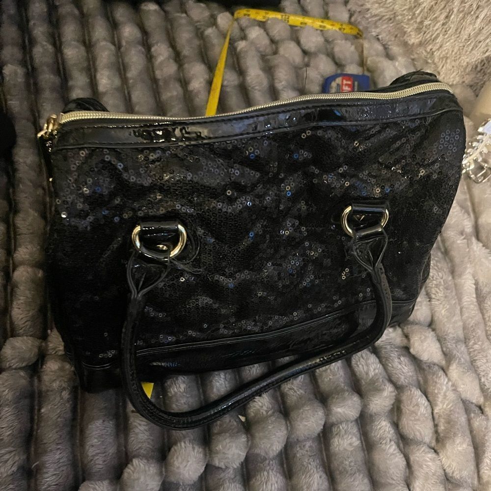 Betsey Johnson vintage black sequin bling puffy/puffer quilted heart vintage bag
